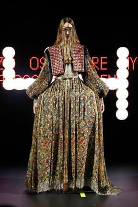 Valentino Haute Couture - Spring Summer 2025 - Paris, January 2025 Valentino Haute Couture - Spring Summer 2025 - Paris, January 2025, Credit:Zeppelin Avalon  Copyright: xZeppelinx xAvalonx 0958648949