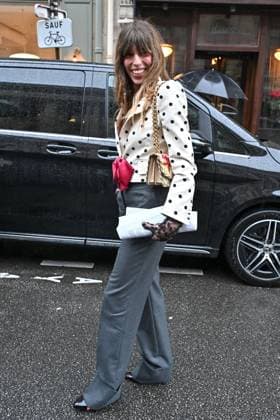 PFW Haute Couture Lou Doillon Exits Valentino Show JR Lou Doillon is seen exiting Valentino show during Haute Couture Fashion Week in Paris, France on January 29, 2025. Photo by Julien Reynaud APS-Medias ABACAPRESS.COM Paris France  Copyright: xReynaudxJulien APS-Medias ABACAx