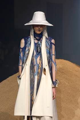 Yuima Nakazato Haute Couture spring summer 2025 Paris january 2025 Yuima Nakazato Haute Couture spring summer 2025 Paris january 2025, Credit:Zeppelin Avalon  Copyright: xZeppelinx xAvalonx 0958652489