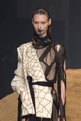 Yuima Nakazato Haute Couture spring summer 2025 Paris january 2025 Yuima Nakazato Haute Couture spring summer 2025 Paris january 2025, Credit:Zeppelin Avalon  Copyright: xZeppelinx xAvalonx 0958652585
