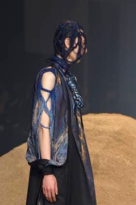 Yuima Nakazato Haute Couture spring summer 2025 Paris january 2025 Yuima Nakazato Haute Couture spring summer 2025 Paris january 2025, Credit:Zeppelin Avalon  Copyright: xZeppelinx xAvalonx 0958652816