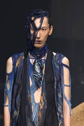Yuima Nakazato Haute Couture spring summer 2025 Paris january 2025 Yuima Nakazato Haute Couture spring summer 2025 Paris january 2025, Credit:Zeppelin Avalon  Copyright: xZeppelinx xAvalonx 0958652867