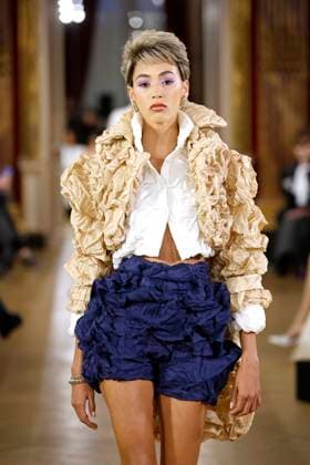 Viktor & Rolf Haute Couture spring summer 2025 Paris January 2025 Viktor & Rolf Haute Couture spring summer 2025 Paris January 2025, Credit:Zeppelin Avalon  Copyright: xZeppelinx xAvalonx 0958670531