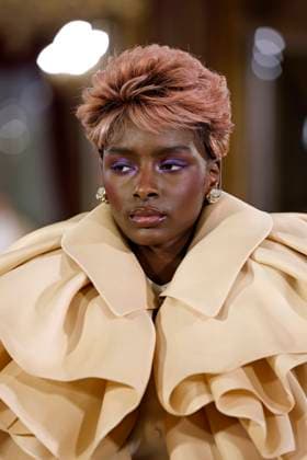 Viktor & Rolf Haute Couture spring summer 2025 Paris January 2025 Viktor & Rolf Haute Couture spring summer 2025 Paris January 2025, Credit:Zeppelin Avalon  Copyright: xZeppelinx xAvalonx 0958670692
