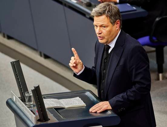 Migrationsdebatte im Bundestag: Robert Habeck EUR, DEU, Berlin, 29.01.2025: Vizekanzler und Kanzlerkandidat der Grünen - Robert Habeck während seiner Rede zur Migrationsdebatte im Bundestag. *** Migration debate in the Bundestag Robert Habeck EUR, DEU, Berlin, 29 01 2025 Vice-Chancellor and Green Party candidate for Chancellor Robert Habeck during his speech on the migration debate in the Bundestag