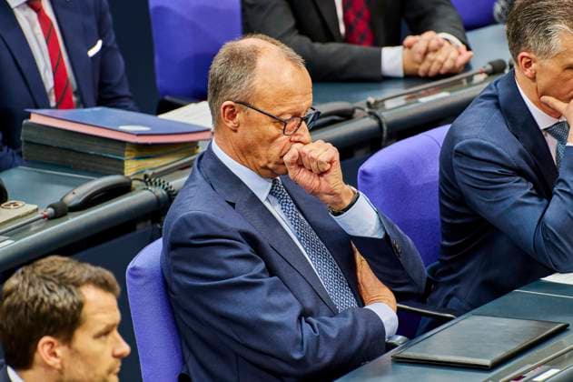 Migrationsdebatte im Bundestag: Friedrich Merz EUR, DEU, Berlin, 29.01.2025: CDU-Chef Friedrich Merz vor Beginn der Migrationsdebatte im Bundestag. *** Migration debate in the Bundestag Friedrich Merz EUR, DEU, Berlin, 29 01 2025 CDU leader Friedrich Merz before the start of the migration debate in the Bundestag