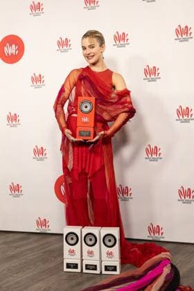 Entertainment Bilder des Tages Singer Pommelien Thijs pictured during the 17th edition of the MIA s (Music Industry Award) award show, in Merksem, Wednesday 29 January 2025. The MIA awards are handed out by the VRT and VI.BE.  JAMESxARTHURxGEKIERE 111426180