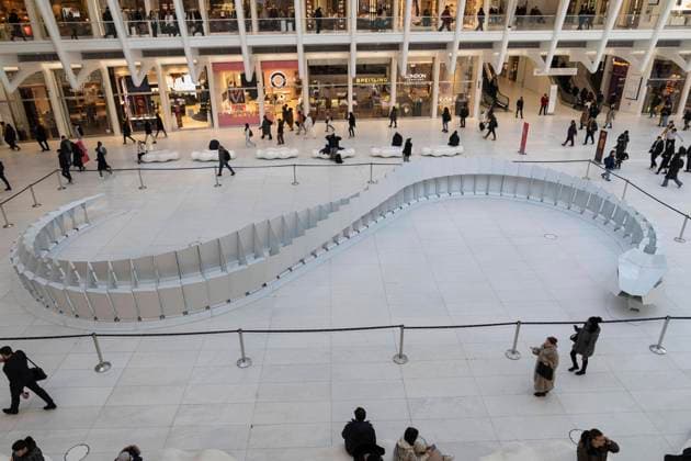 Bilder des Jahres 2025, Entertainment 01 Januar Entertainment Themen der Woche KW05 January 29, 2025, New York, New York, USA: View of Infinite Harmony installation by artist Warren King set up in celebration of Lunar New Year, Year of Snake at Oculus Transportation Hub of World Trade Center in New York on January 29, 2025 New York USA - ZUMAr339 20250129_znp_r339_040 Copyright: xLevxRadinx