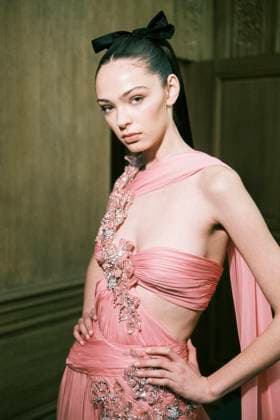 Paris Fashion Week HC SS25 Zuhair Murad Sofia Pilishenko 439839 2025 01 29 France  Copyright: xJean-BaptistexSoulliatx xStarfacex STAR_439839_087