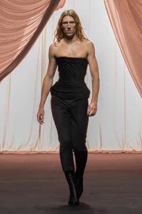Défilé Jean Paul Gaultier x Ludovic De St Sernin Collection Haute Couture Automne Hiver 2024 2025 lors de la Fashion Week de Paris PFW Défilé Jean Paul Gaultier x Ludovic De St Sernin Collection Haute Couture Automne Hiver 2025 2026 lors de la Fashion Week de Paris PFW , le 29 janvier 2025 Jean Paul Gaultier x Ludovic De St Sernin Fashion Show Haute Couture Fall Winter 2025 2026 during Paris Fashion Week,on january 9th 2025 Paris France  Copyright: xAgencex xBestimagexAgencex xBestimagex