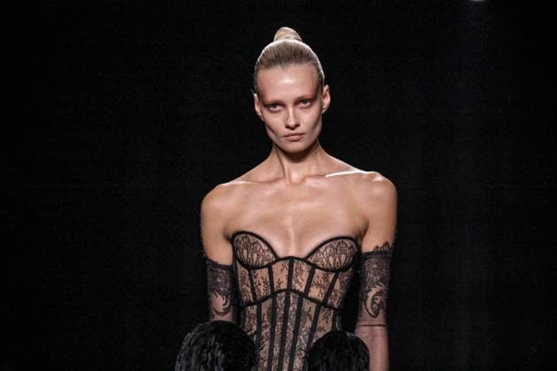 PFW - Ashi Studio Runway A model walks the runway during the Ashi Studio Haute-Couture Spring Summer 2025 show as part of Paris Fashion Week in Paris, France on January 30, 2025. Photo by Eliot Blondet ABACAPRESS.COM Paris France  Copyright: xBlondetxEliot ABACAx