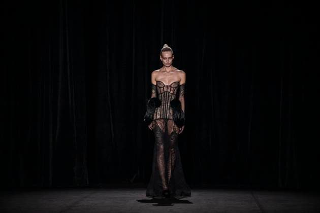 PFW - Ashi Studio Runway A model walks the runway during the Ashi Studio Haute-Couture Spring Summer 2025 show as part of Paris Fashion Week in Paris, France on January 30, 2025. Photo by Eliot Blondet ABACAPRESS.COM Paris France  Copyright: xBlondetxEliot ABACAx