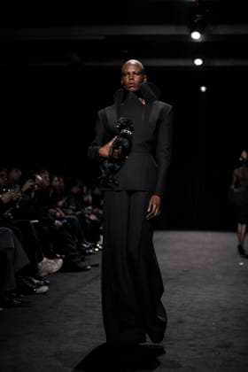PFW - Ashi Studio Runway A model walks the runway during the Ashi Studio Haute-Couture Spring Summer 2025 show as part of Paris Fashion Week in Paris, France on January 30, 2025. Photo by Eliot Blondet ABACAPRESS.COM Paris France  Copyright: xBlondetxEliot ABACAx