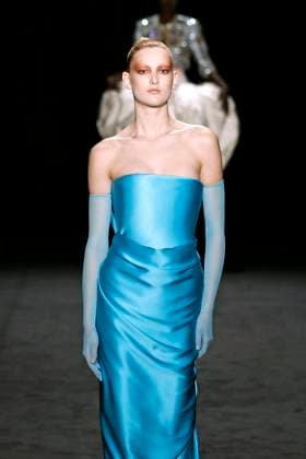 ASHI STUDIO Haute Couture spring summer 2025 Paris january 2005 ASHI STUDIO Haute Couture spring summer 2025 Paris january 2005, Credit:Zeppelin Avalon  Copyright: xZeppelinx xAvalonx 0958892762