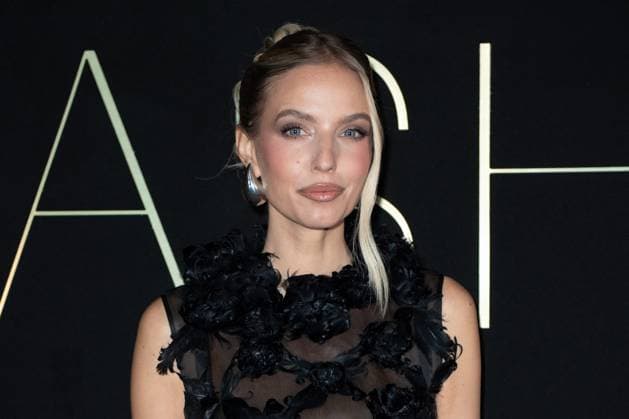 PFW Ashi Studio Front Row Leonie Hanne attending the Ashi Studio Women s Haute-Couture Spring Summer 2025 show as part of Paris Fashion Week in Paris, France on January 30, 2025. Photo by Aurore Marechal ABACAPRESS.COM Paris France  Copyright: xMarechalxAurore ABACAx