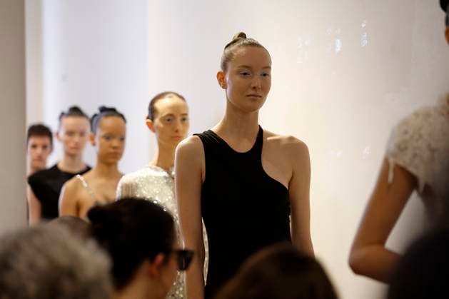 Peet Dullaert Haute Couture spring summer 2025 Paris january 2005 Peet Dullaert Haute Couture spring summer 2025 Paris january 2005, Credit:Zeppelin Avalon  Copyright: xZeppelinx xAvalonx 0958962978