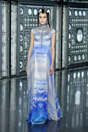 Maison Sara Chraibi Haute Couture spring summer 2025 Paris january 2005 Maison Sara Chraibi Haute Couture spring summer 2025 Paris january 2005, Credit:Zeppelin Avalon  Copyright: xZeppelinx xAvalonx 0959007647