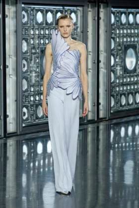 Maison Sara Chraibi Haute Couture spring summer 2025 Paris january 2005 Maison Sara Chraibi Haute Couture spring summer 2025 Paris january 2005, Credit:Zeppelin Avalon  Copyright: xZeppelinx xAvalonx 0959007804
