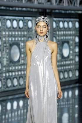 Maison Sara Chraibi Haute Couture spring summer 2025 Paris january 2005 Maison Sara Chraibi Haute Couture spring summer 2025 Paris january 2005, Credit:Zeppelin Avalon  Copyright: xZeppelinx xAvalonx 0959008201