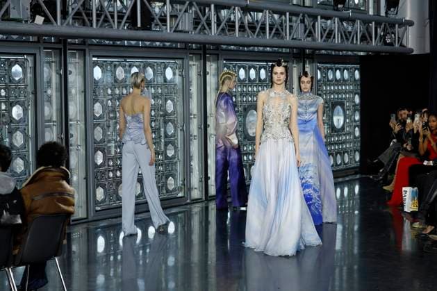 Maison Sara Chraibi Haute Couture spring summer 2025 Paris january 2005 Maison Sara Chraibi Haute Couture spring summer 2025 Paris january 2005, Credit:Zeppelin Avalon  Copyright: xZeppelinx xAvalonx 0959008656