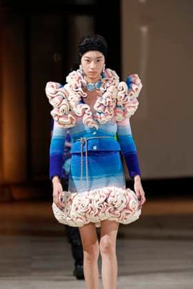 Germanier Haute Couture spring summer 2025 Paris january 2005 Germanier Haute Couture spring summer 2025 Paris january 2005, Credit:Zeppelin Avalon  Copyright: xZeppelinx xAvalonx 0958990176