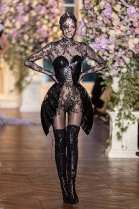 PFW Miss Sohee Runway NB Coco Rocha walks the runway during the Yuima Nakazato Haute Couture Spring-Summer 2025 show as part of Paris Fashion Week on January 30, 2025 in Paris, France. Photo by Nasser Berzane ABACAPRESS.COM Paris France  Copyright: xBerzanexNasser ABACAx