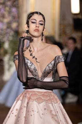 PFW Miss Sohee Runway NB A model walks the runway during the Yuima Nakazato Haute Couture Spring-Summer 2025 show as part of Paris Fashion Week on January 30, 2025 in Paris, France. Photo by Nasser Berzane ABACAPRESS.COM Paris France  Copyright: xBerzanexNasser ABACAx