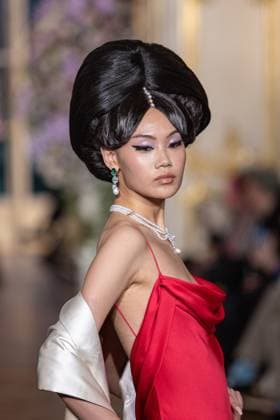 PFW Miss Sohee Runway NB A model walks the runway during the Yuima Nakazato Haute Couture Spring-Summer 2025 show as part of Paris Fashion Week on January 30, 2025 in Paris, France. Photo by Nasser Berzane ABACAPRESS.COM Paris France  Copyright: xBerzanexNasser ABACAx