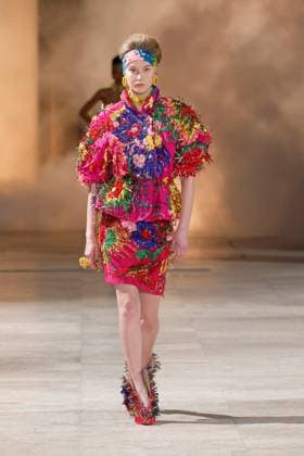 (250131) -- PARIS, Jan. 31, 2025 -- A model presents a creation from the haute couture Spring Summer 2025 collections by Germanier during the Paris Fashion Week in Paris, France, on Jan. 30, 2025. ( Handout via Xinhua) FRANCE-PARIS-FASHION WEEK-GERMANIER MeetEurope 