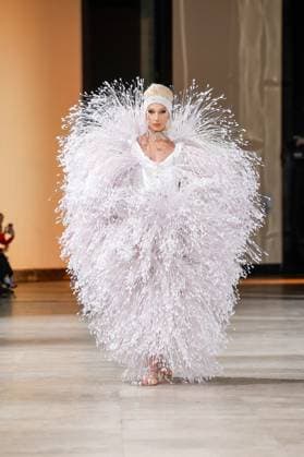 Défilé Germanier au Palais de Tokyo Collection Haute Couture Printemps Eté 2025 lors de la Fashion Week de Paris PFW Défilé Germanier au Palais de Tokyo Collection Haute Couture Printemps Eté 2025 lors de la Fashion Week de Paris PFW , France, January 30, 2025 Germanier fashion show at Palais de Tokyo Spring Summer 2025 Haute Couture collection during Paris Fashion Week PFW , France, January 30, 2025 Paris France  Copyright: xAgencex xBestimagexAgencex xBestimagex