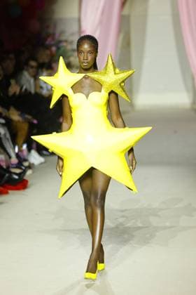 Entertainment Bilder des Tages Models auf dem Laufsteg bei der Marina Hoermanseder Modenschau am 31.01.2025 im Rahmen der Fashion Week 2025 in Berlin Fashion Week Berlin - Marina Hoermanseder Modenschau