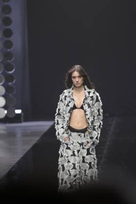 Different Look Kilian Kerner Show CollectiveFour at the Uber Eats Music Hall Berlin Kilian Kerner Show Copyright: xEventpressxBillyxLlerenax
