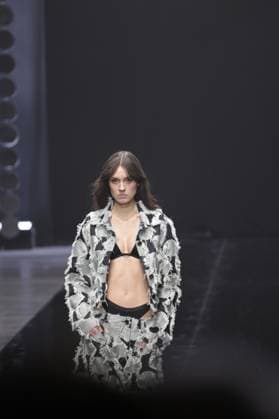 Different Look Kilian Kerner Show CollectiveFour at the Uber Eats Music Hall Berlin Kilian Kerner Show Copyright: xEventpressxBillyxLlerenax