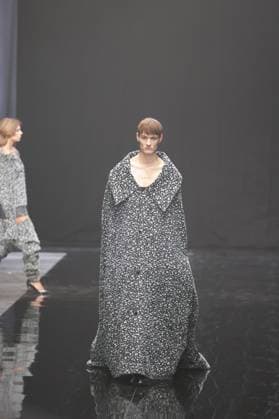 Different Look Kilian Kerner Show CollectiveFour at the Uber Eats Music Hall Berlin Kilian Kerner Show Copyright: xEventpressxBillyxLlerenax