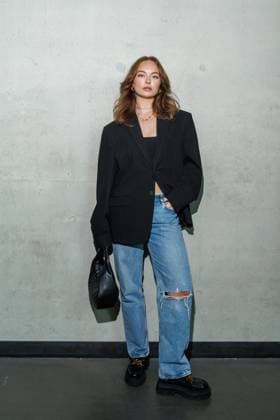 Berlin Fashion Week Killian Kerner Itselisa at the Kilian Kerner Fashion Show as part of the Berlin Fashion Week at the Uber Eats Music Hall on 31 01 2025 in Berlin Copyright: xEventpressxKochanx