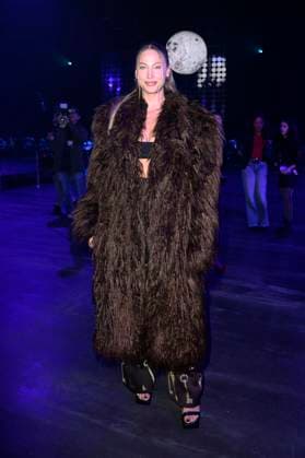 Lulu Lewe at the Danny Reinke Fashion Show at Berlin Fashion Week A W 2025 in the Uber Eats Music Hall Berlin, 31 01 2025 Foto:xN.xKubelkax xFuturexImagex reinke_1202