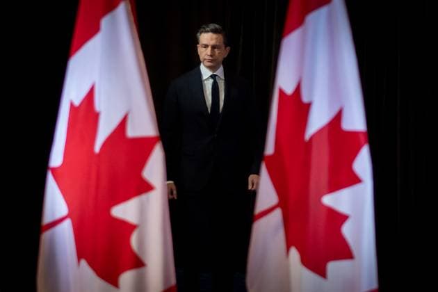 February 2, 2025, Vancouver, Bc, CANADA: Conservative Leader Pierre Poilievre arrives to at a news conference in Vancouver on Sunday February 2, 2025. Vancouver CANADA  - ZUMAc35_ 20250202_zaf_c35_029 Copyright: xEthanxCairnsx