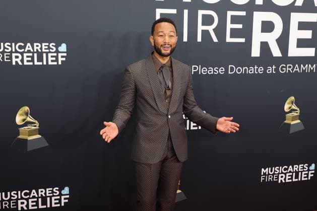 U.S. singer and songwriter John Legend poses on the red carpet at the 67th annual Grammy Awards ceremony at the Crypto.com Arena in Los Angeles, California, USA 02 February 2025. Red carpet at the 67th Grammy Awards !ACHTUNG: NUR REDAKTIONELLE NUTZUNG!  Copyright: xOctavioxGuzmánx AME6502 20250203-55015894920_1