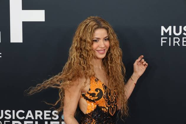 Colombian singer Shakira poses on the red carpet at the 67th annual Grammy Awards ceremony at the Crypto.com Arena in Los Angeles, California, USA 02 February 2025. Red carpet at the 67th Grammy Awards !ACHTUNG: NUR REDAKTIONELLE NUTZUNG!  Copyright: xOctavioxGuzmánx AME6447 20250203-55015894944_1