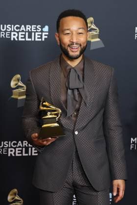American singer and songwriter John Legend poses with a Grammy at the 67th annual Grammy Awards ceremony, held Sunday at the Crypto.com Arena in Los Angeles, California, USA 02 February 2025. Red carpet at the 67th Grammy Awards !ACHTUNG: NUR REDAKTIONELLE NUTZUNG!  Copyright: xOctavioxGuzmánx AME6520 20250203-55015895021_1