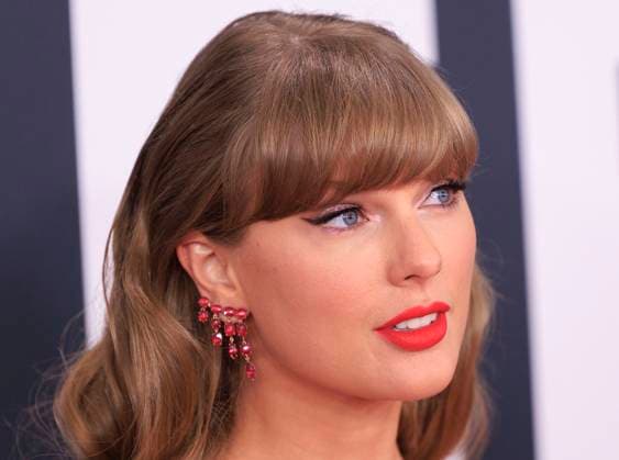 February 2, 2025, Los Angeles, California, USA: Taylor Swift at the 67th Grammy Awards held at Crypto.com Arena in Los Angeles California on Sunday February 2, 2025. JAVIER ROJAS PI Los Angeles USA - ZUMAp124 20250202_zaa_p124_112 Copyright: xJavierxRojasx