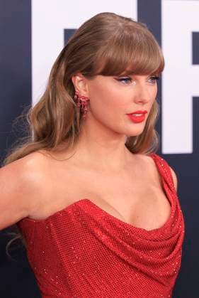 February 2, 2025, Los Angeles, California, USA: Taylor Swift at the 67th Grammy Awards held at Crypto.com Arena in Los Angeles California on Sunday February 2, 2025. JAVIER ROJAS PI Los Angeles USA - ZUMAp124 20250202_zaa_p124_115 Copyright: xJavierxRojasx