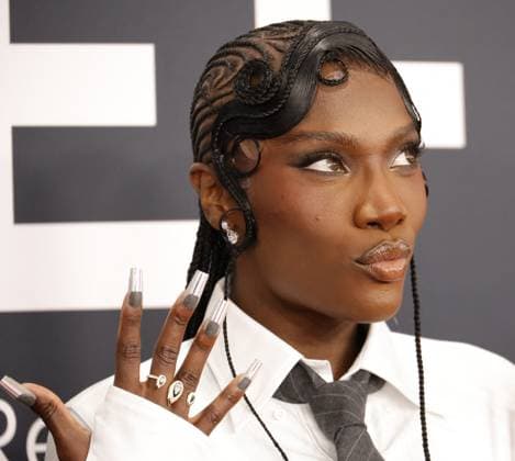 Personalities in Messika jewelry at the 67th Grammy Awards 2025 ceremony in Los Angeles Doechii Personalities in Messika jewelry at the 67th Grammy Awards 2025 ceremony in Los Angeles on 2 February 2025 Messika via Bestimage Personalities in Messika jewelry at the 67th Grammy Awards 2025 ceremony in Los Angeles on 2 February 2025 Los Angeles United States  Copyright: xMessikaxviaxBestimagexMessikaxviaxBestimagex