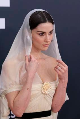 February 2, 2025, Los Angeles, California, USA: Gracie Abrams at the 67th Grammy Awards held at Crypto.com Arena in Los Angeles California on Sunday February 2, 2025. JAVIER ROJAS PI Los Angeles USA - ZUMAp124 20250202_zaa_p124_357 Copyright: xJavierxRojasx