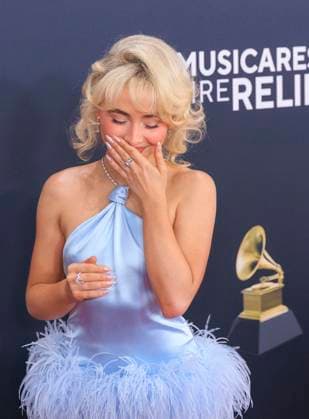 February 2, 2025, Los Angeles, California, USA: Sabrina Carpenter at the 67th Grammy Awards held at Crypto.com Arena in Los Angeles California on Sunday February 2, 2025. JAVIER ROJAS PI Los Angeles USA - ZUMAp124 20250202_zaa_p124_445 Copyright: xJavierxRojasx