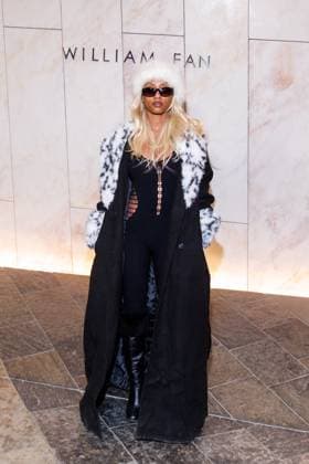 Berlin Fashion Week 10 Year Anniversary William Fan Nura Habib Omer at the 10 Year Anniversary William Fan Fashion Show as part of the Berlin Fashion Week Fall Winter 2025 at the Philharmonie on 03 02 2025 in Berlin Copyright: xEventpressxKochanx