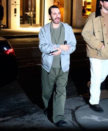 Celebs At Marc Jacobs Fashion Show - NYC Designer Marc Jacobs arrives at The Marc Jacobs fashion show at The Public Library in New York on February 3, 2025. Photo by Dylan Travis ABACAPRESS.COM New York City NY United States  Copyright: xDylanxTravis ABACAx
