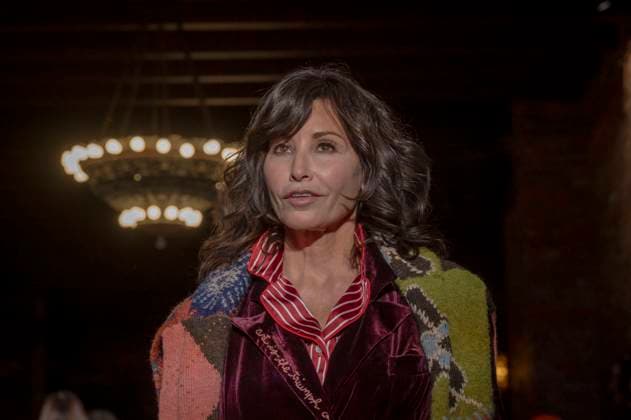 Lingua franca - Runway - New York Fashion Week Gina Gershon walks the runway finale for the Lingua Franca fashion show during February 2025 New York Fashion Week on February 4, 2025, in New York City, USA. New York New York United states  Copyright: xThenews2x originalFilename: thenews2-linguafr250204_npoBa.jpg