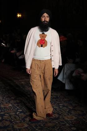 February 4, 2025, Ny, USA: NEW YORK, NEW YORK - FEBRUARY 04: Waris Ahluwalia along with fashion insiders attend the Lingua Franca NYFW Autumn Winter 2025 Runway Show at The Bowery Hotel on February 04, 2025, in New York City. The highly anticipated event showcases the brand s latest collection, blending sustainability with high fashion. USA - ZUMAra1_ 20250204_aap_ra1_036 Copyright: xGiadaxPapinixRampelotto Europanex