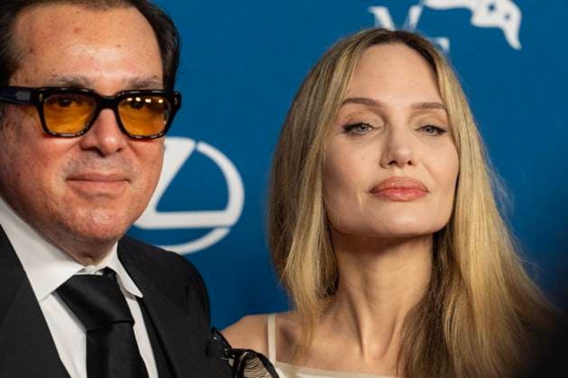 February 5, 2025, Santa Barbara, Ca, California, USA: Angelina Jolie arrives at the 2025 Santa Barbara International Film FestivalÃ¢â‚¬â ¢s red carpet in front of the historic Arlington Theater to receive her Modern Master Award Wednesday night in Santa Barbara. Festival Executive Director Roger Durling greets her on the red carpet. Santa Barbara, Ca USA - ZUMAa35_ 20250205_zaf_a35_024 Copyright: xDanielxA.xAndersonx